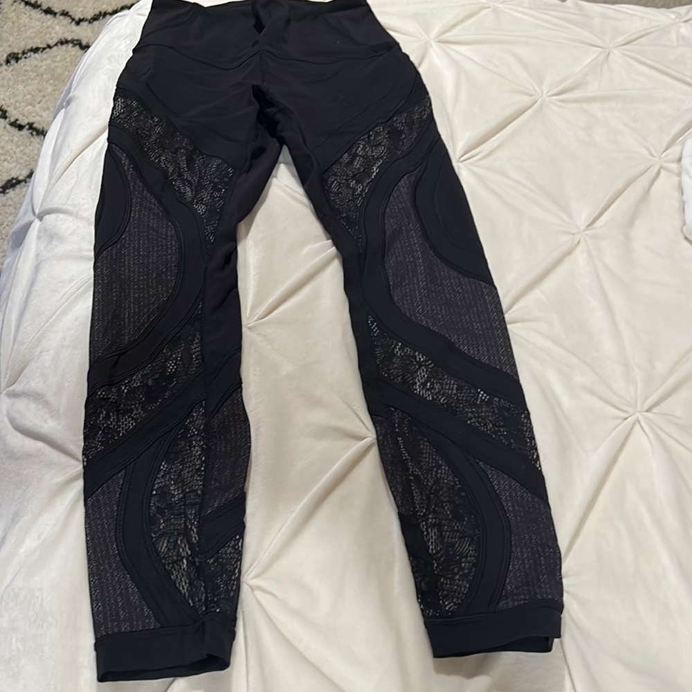 Lululemon lace leggings